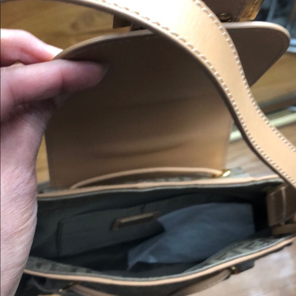 Fendi logo baguette bag - Picture 5 of 10